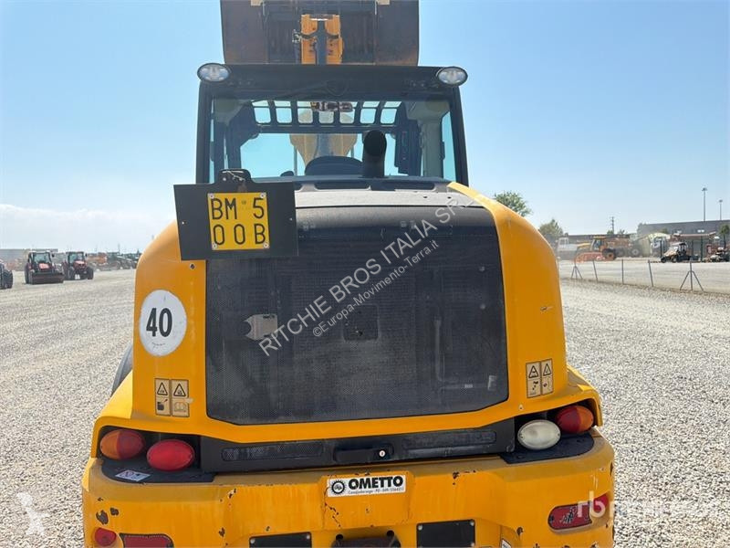 Навантажувач JCB Agri Wheel Loader