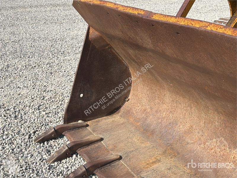Pala cargadora  FL7 Crawler Loader