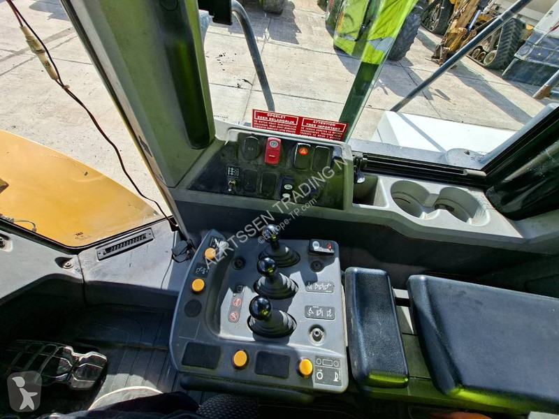 Chargeuse Caterpillar 962M