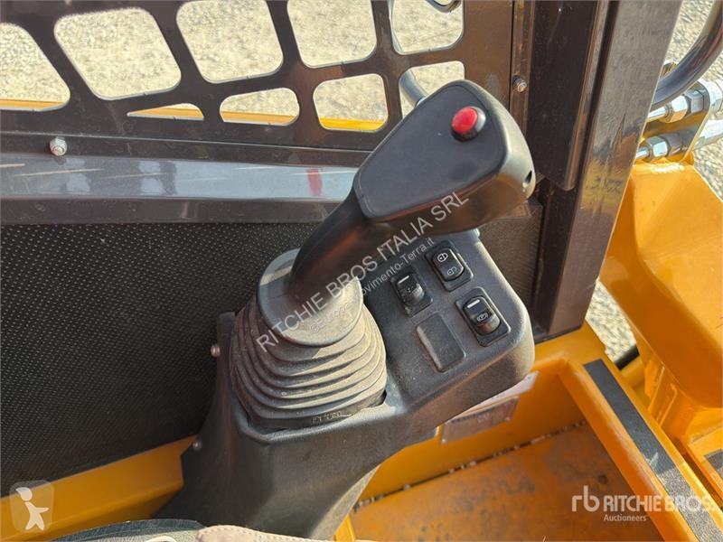 Pala cargadora  Kato-imer AS 12 Skid Steer Loader