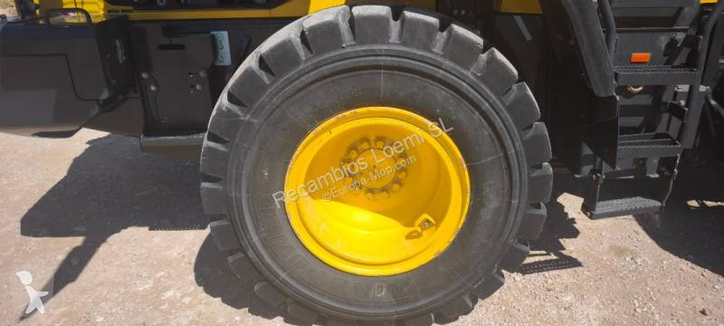 Pá carregadora Komatsu WA200-8
