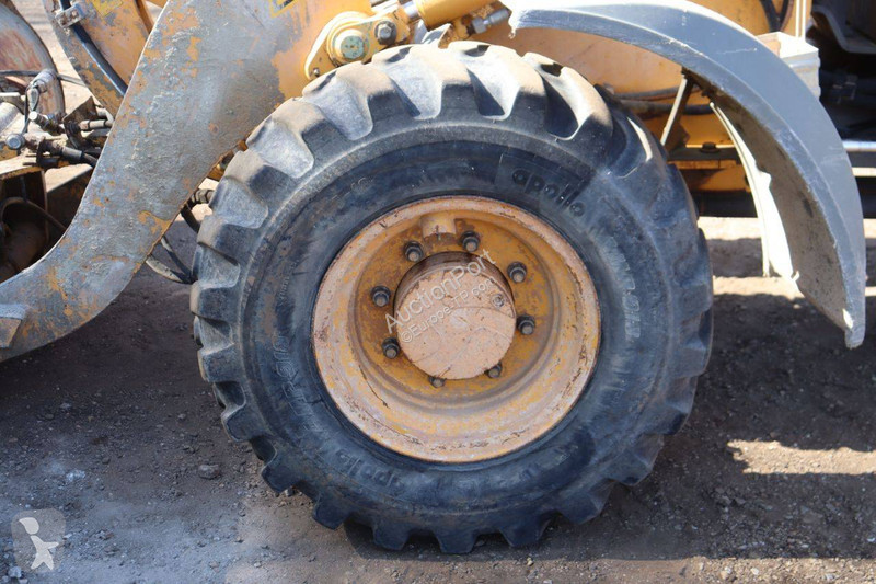 Pala cargadora Liebherr L506