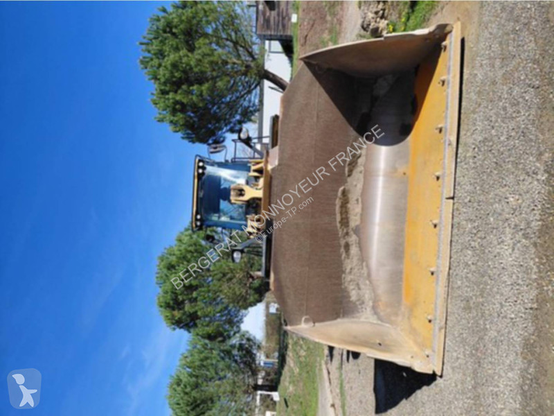 Товарач Caterpillar 972M XE