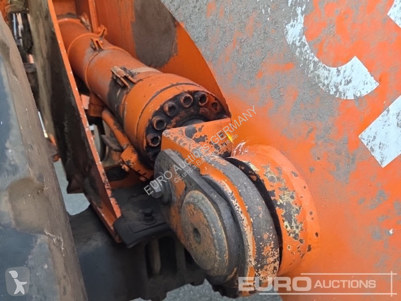 Chargeuse Hitachi