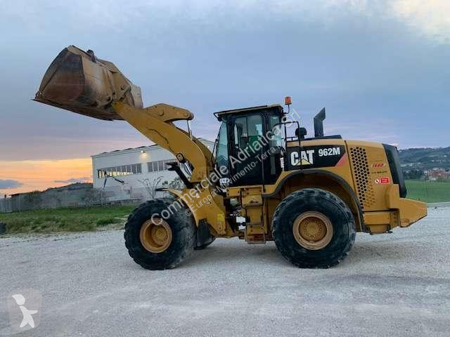 Chargeuse Caterpillar 962M