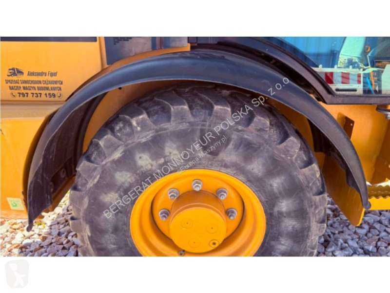 مُحمّلة Caterpillar 906M