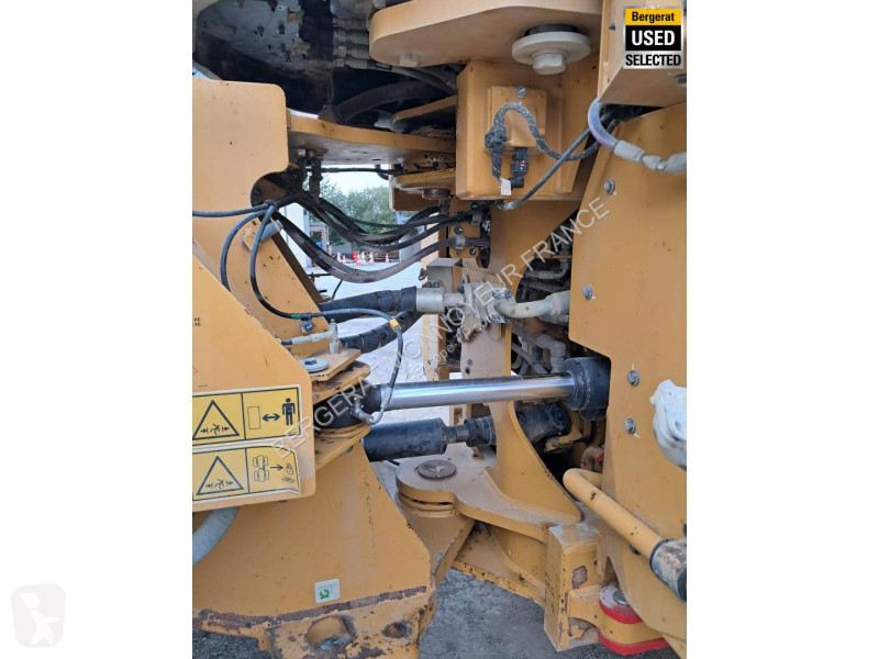 Chargeuse Caterpillar 966 XE