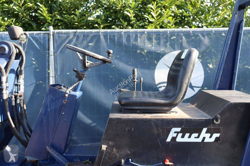 مُحمّلة Fuchs F1300