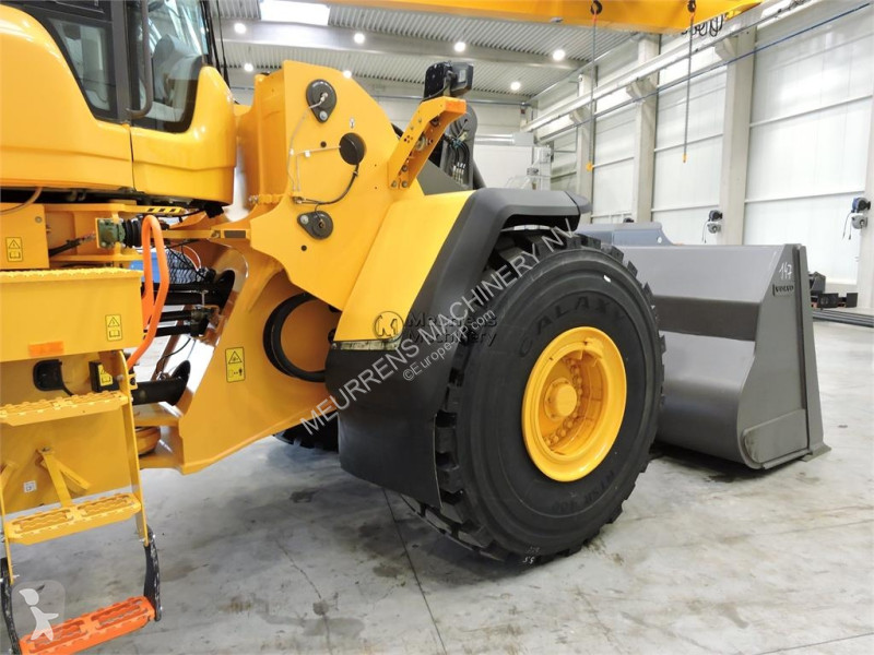 Shovel Volvo New Tyre+Bucket