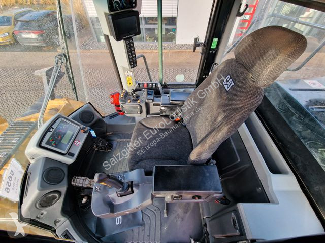 Shovel Caterpillar 972MXE