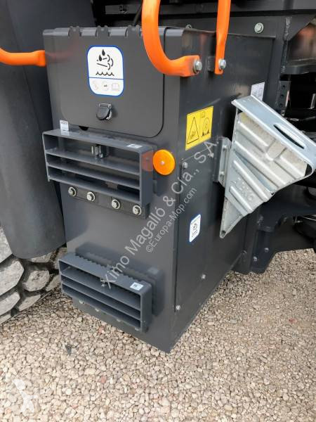 Incarcator Doosan DL320-7