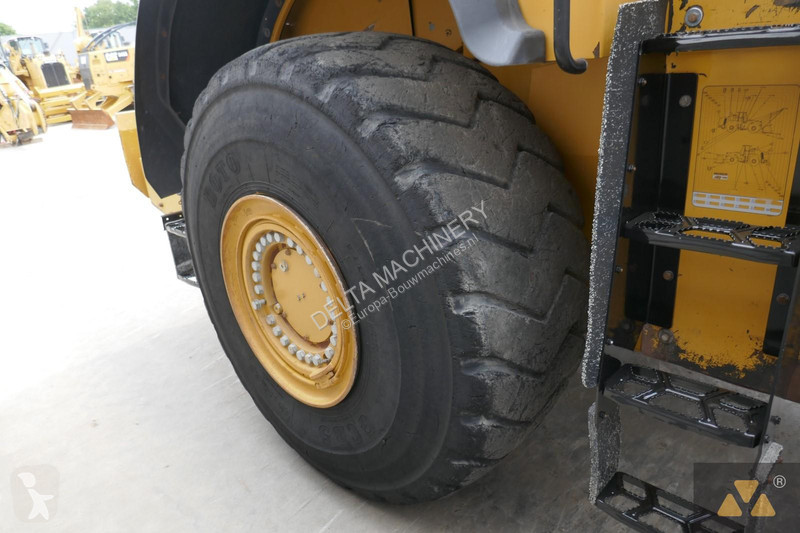 Nakladač Caterpillar 980M