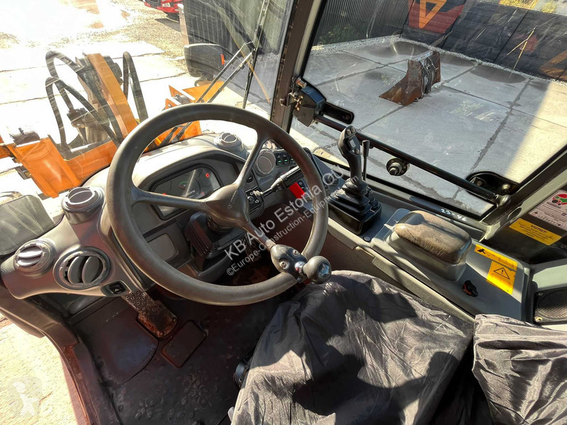 Shovel Volvo L 25 F BUCKET & FORKS