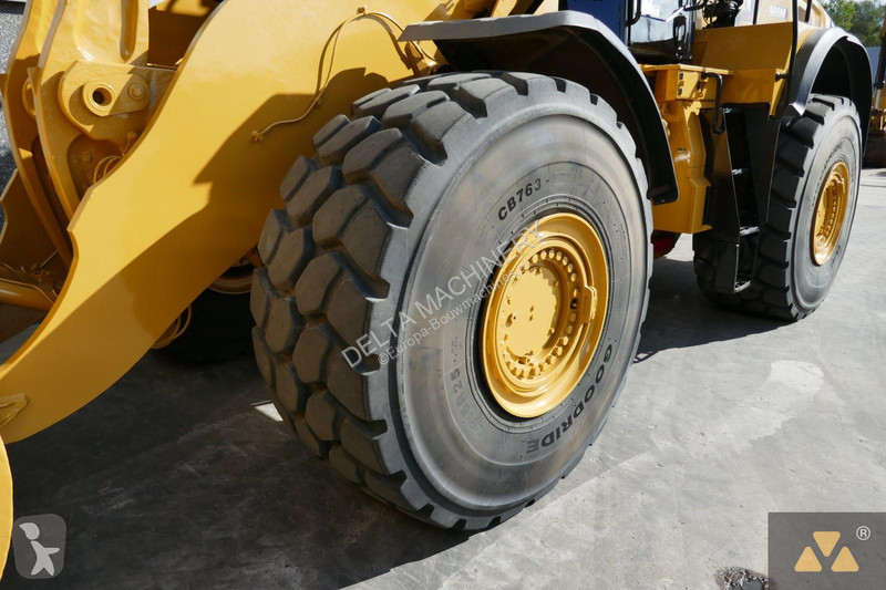 Shovel Caterpillar 980M
