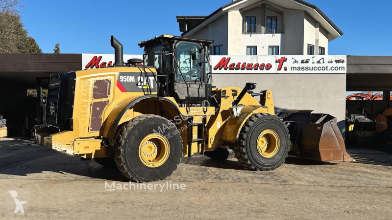 Shovel Caterpillar 950M