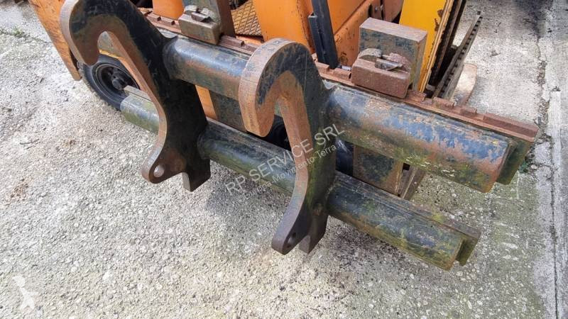 Shovel Caterpillar IT 28 B