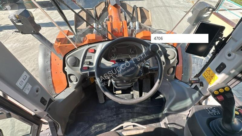 Shovel Hitachi -7