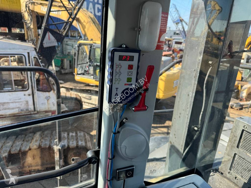 Shovel Hitachi 550-6