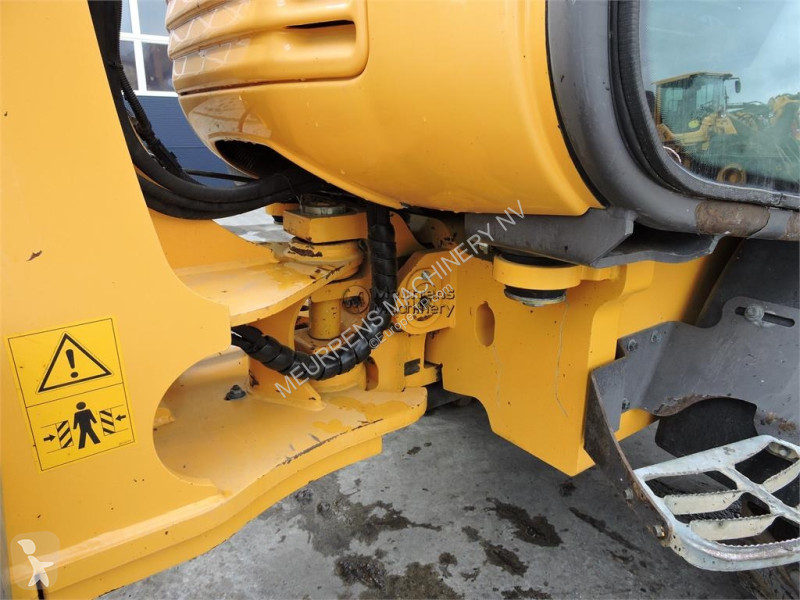مُحمّلة Volvo L25F + FORK