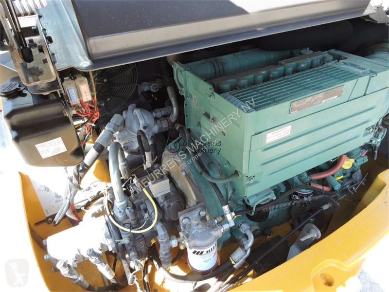 مُحمّلة Volvo L25F + FORK