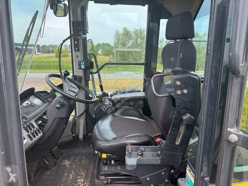 Shovel Komatsu WA500-8 Wheel Loader