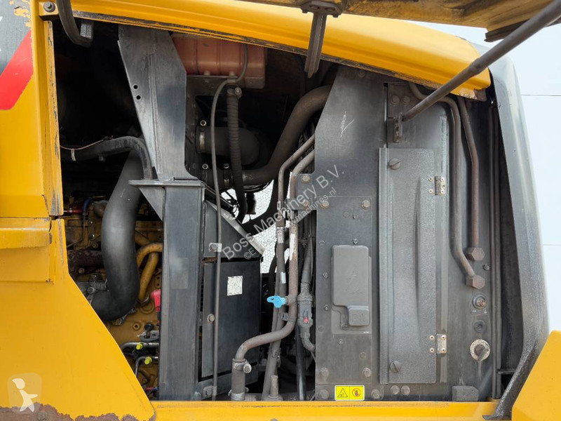 Pala Caterpillar - German German / Backup Camera