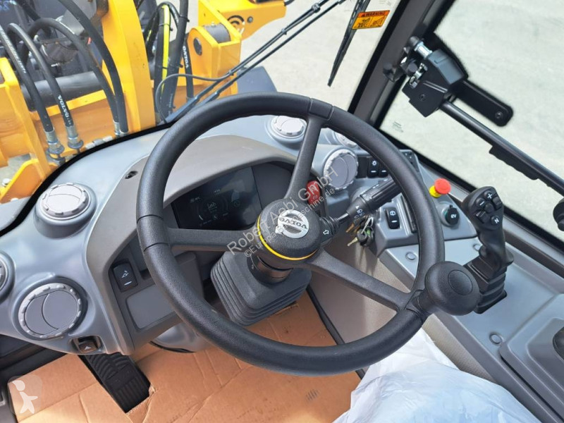 Pala Volvo JL25H