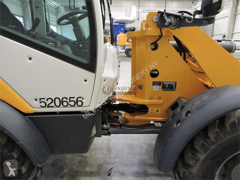 Nakladač Liebherr L508 + FORK
