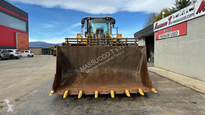 Nakladač Volvo