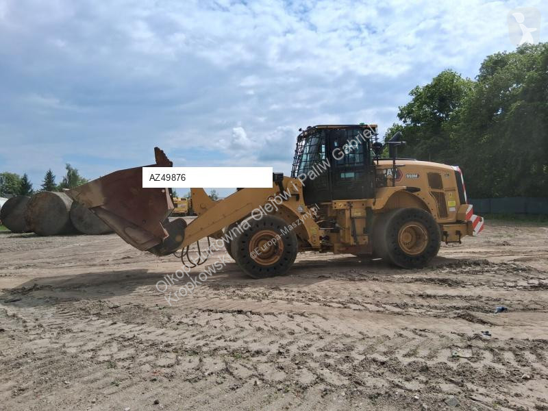 Nakladač Caterpillar 950M