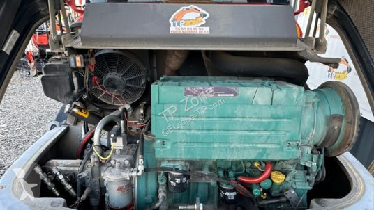 مُحمّلة Volvo l25f à 23 500 € ht