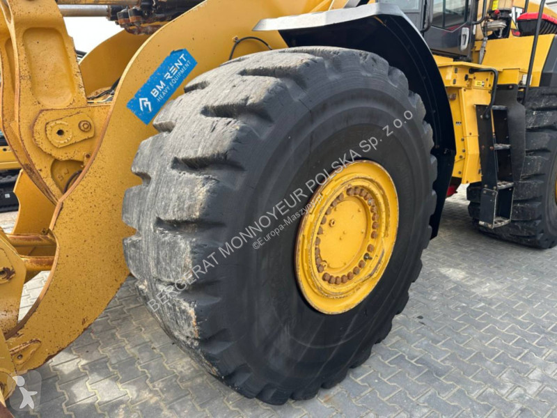 Nakladač Caterpillar 980