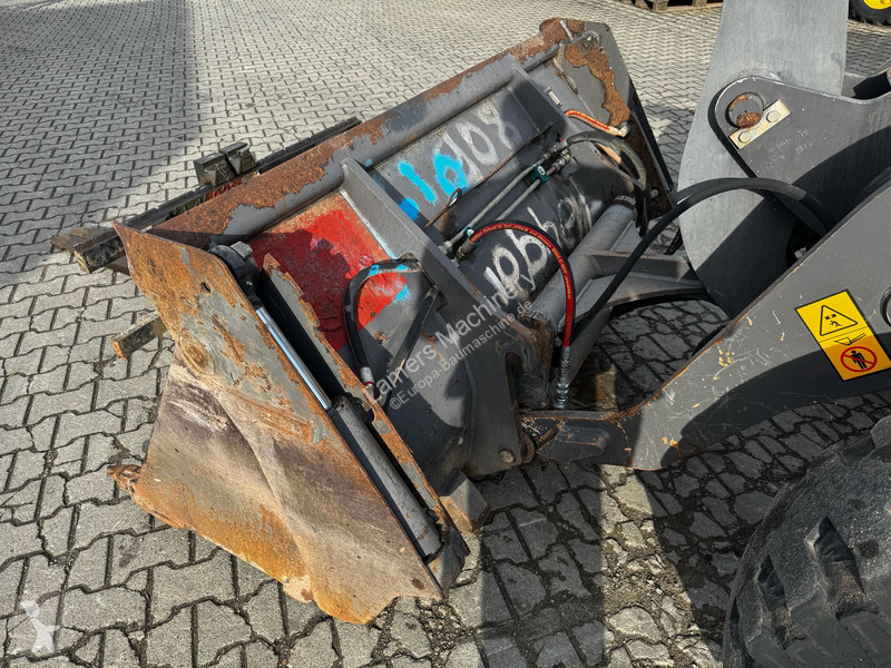 Nakladač Volvo G