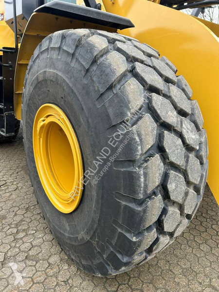 مُحمّلة Caterpillar GC wheel loader Demo 650 hours