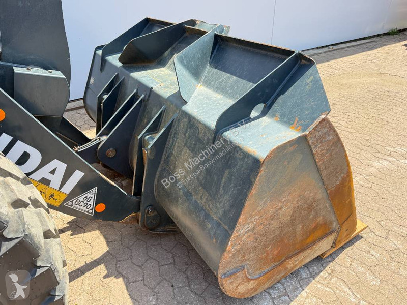 مُحمّلة Hyundai HL940A - Weight System /...