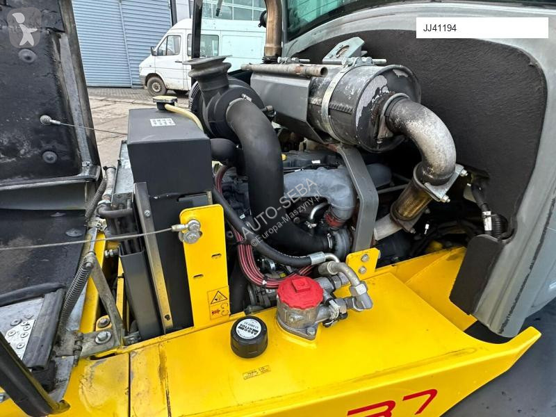 Nakladač Weidemann WL37