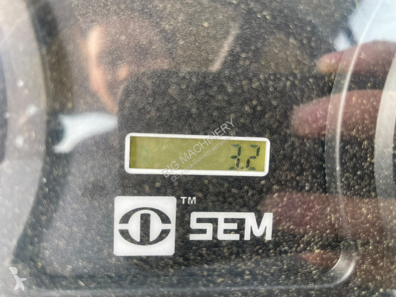Ładowarka SEM