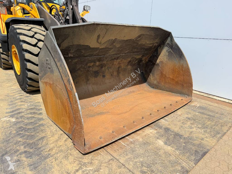 Nakladač Volvo L220H - CDC Steering / Excellent...