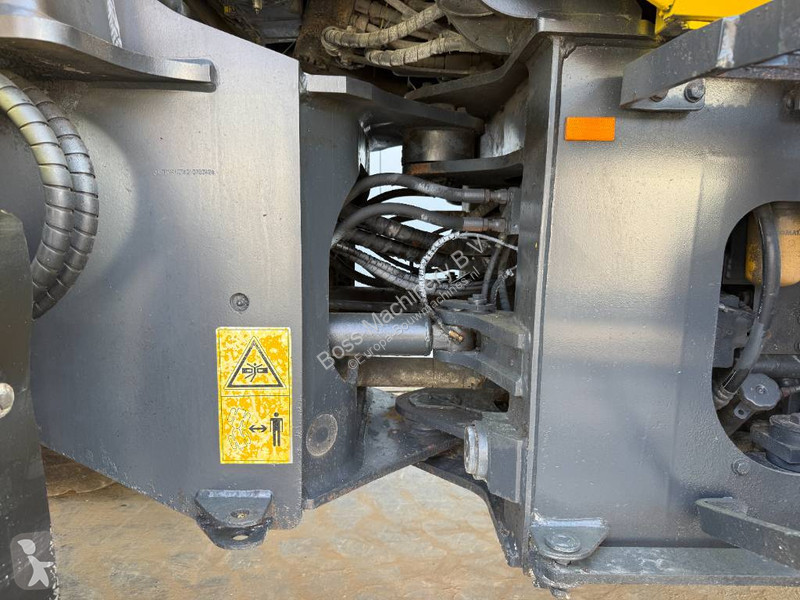 Nakladač Komatsu - Auto Greasing / Joystick...