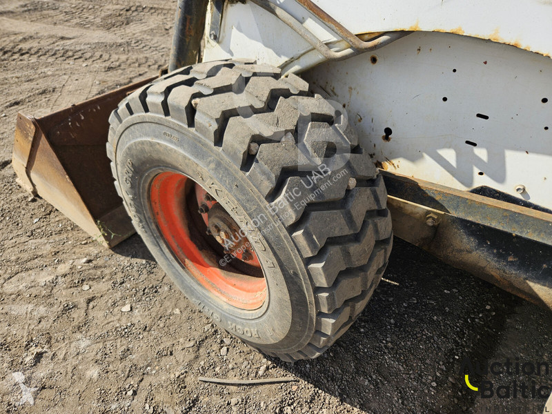Фронтальный погрузчик Bobcat 873