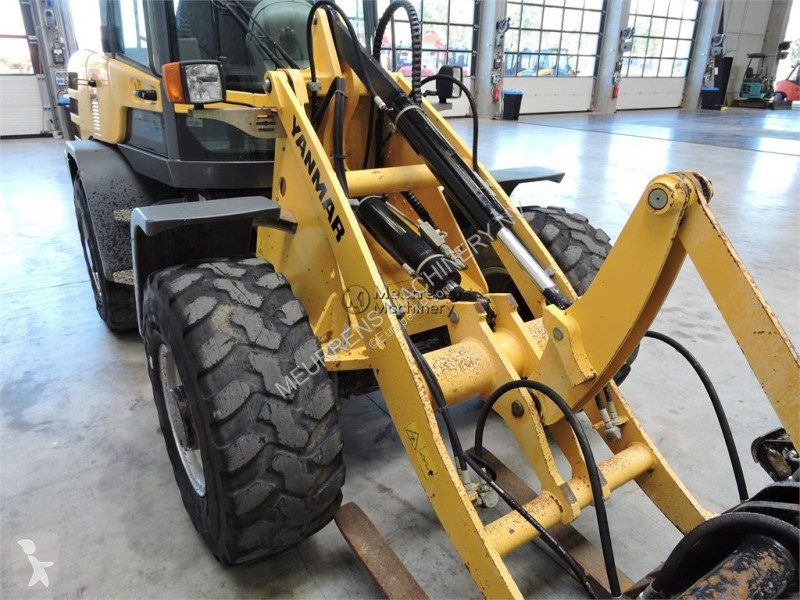 Nakladač Yanmar V80 + Fork