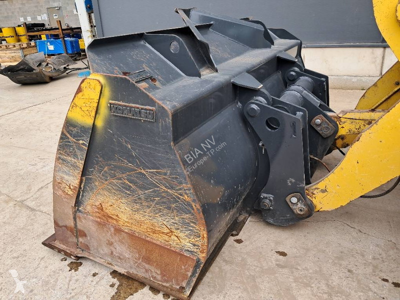 Nakladač Komatsu WA270-8 High Lift