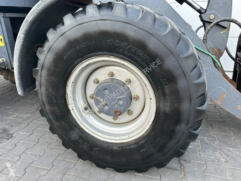 Nakladač Terex