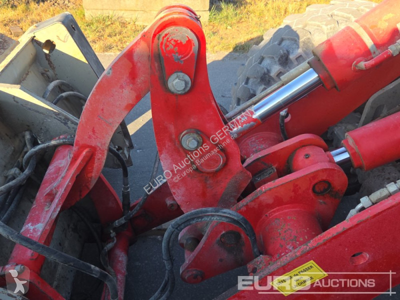 Nakladač JCB 407