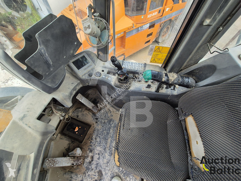 مُحمّلة Liebherr 554