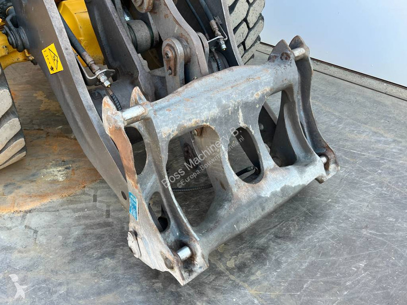 Nakladač Volvo - Quick Coupler / 3th Function