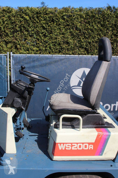 Chargeuse Mitsubishi WS200A