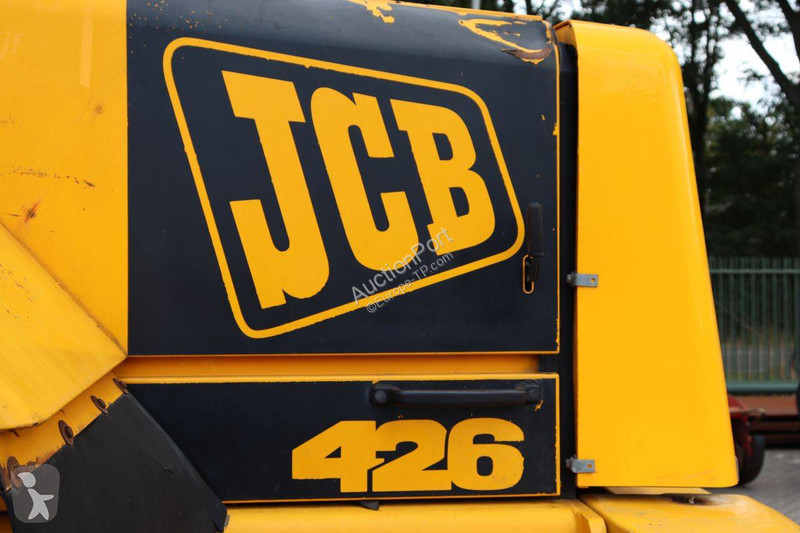 Nakladač JCB