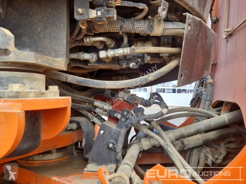 Chargeuse Hitachi 6