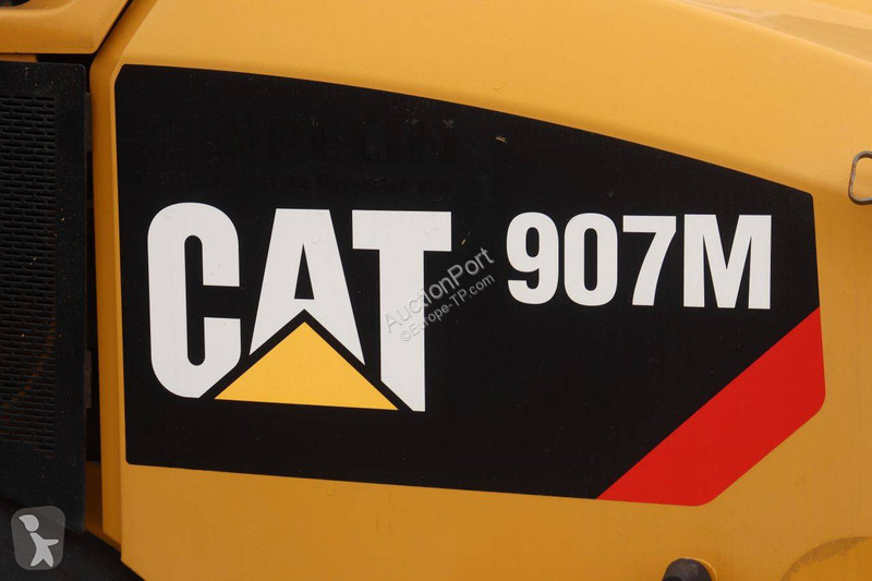 Pala cargadora Caterpillar 907M